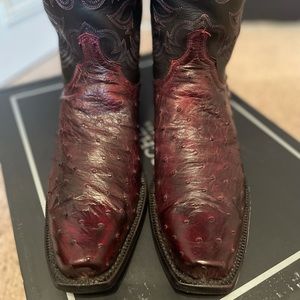 Lucchese black cherry ostrich men’s western boots